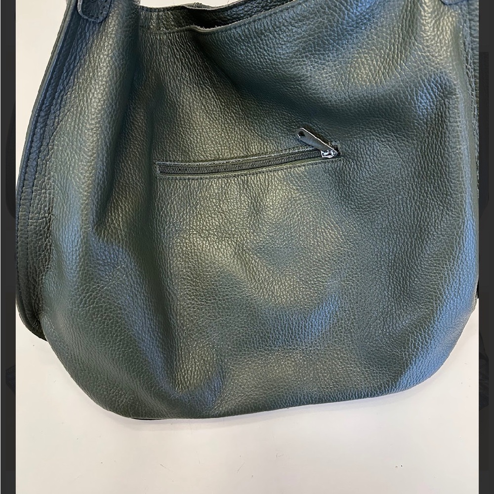 Elegant Green Leather Tote Bag